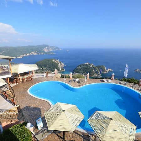 Golden Fox Studios And Suites Lakones Bagian luar foto